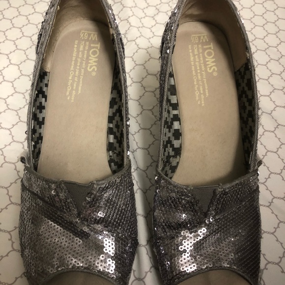 TOMS Peep-toe Sequins Wedges - Picture 3 of 7